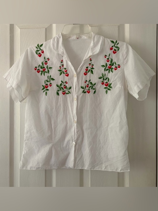 Tops - White Button-Up Blouse with Red Strawberry Embroidery